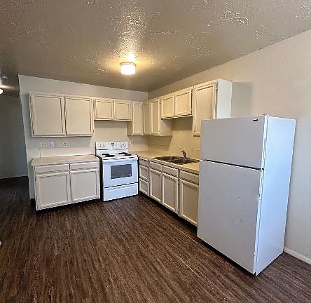 3rd image of 603-615 N Grant Ave #607
