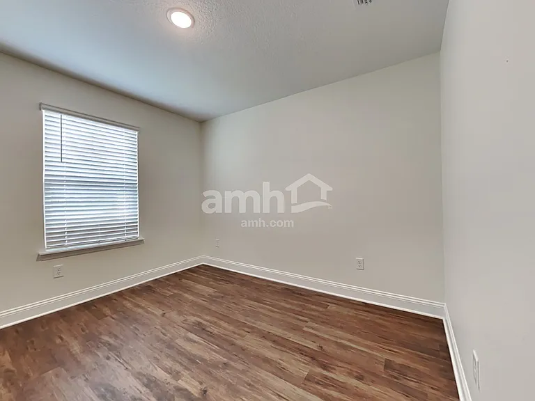 518 Onate Cir — Photo 24