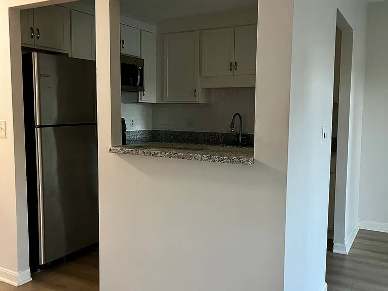 196 Old River Rd #3DSOUTH — Photo 2