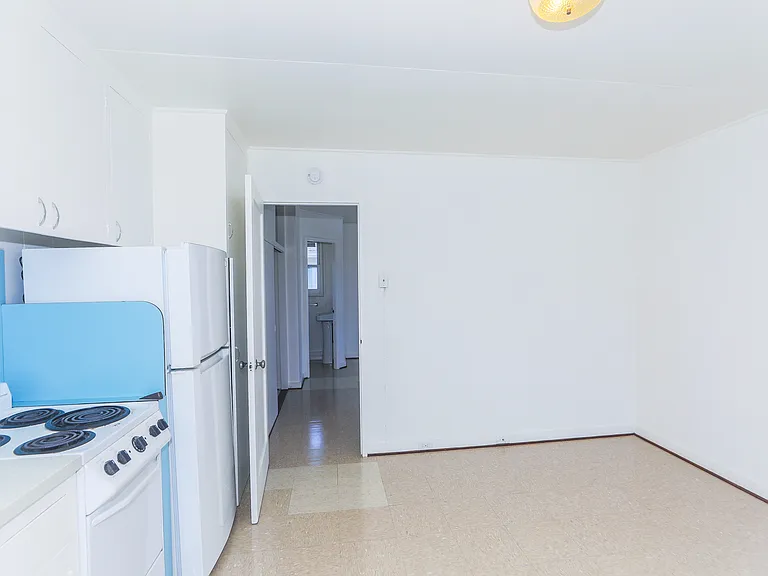 1918 Waiola St #4 — Photo 10