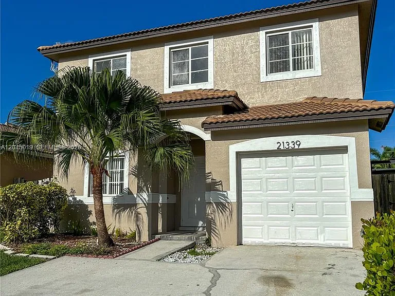21339 SW 87th Ct — Photo 1
