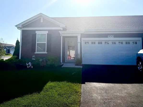 930 Fitzwilliam Way, North Aurora, IL 60542