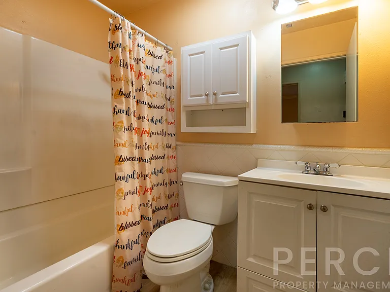 2510 E Devonshire Ave — Photo 15