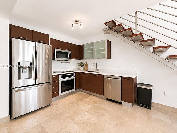 5th image of 41 SE 5th St APT 1412