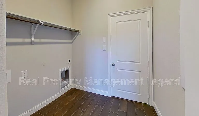 6117 Horsetail Dr — Photo 12