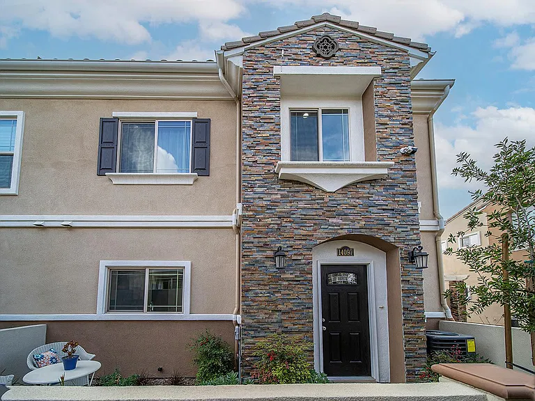 14095 Edwards St — Photo 1