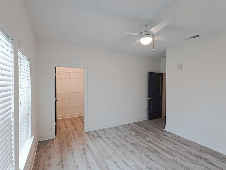 Forena Luxury Living — Photo 128