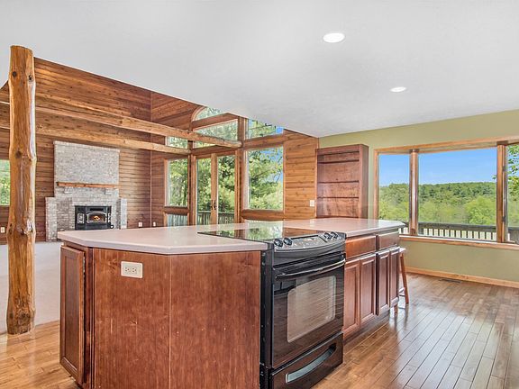 4th image of 3002 Cedar Hills Ln