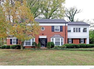 21 Berkley Ln, Saint Louis, MO 63124