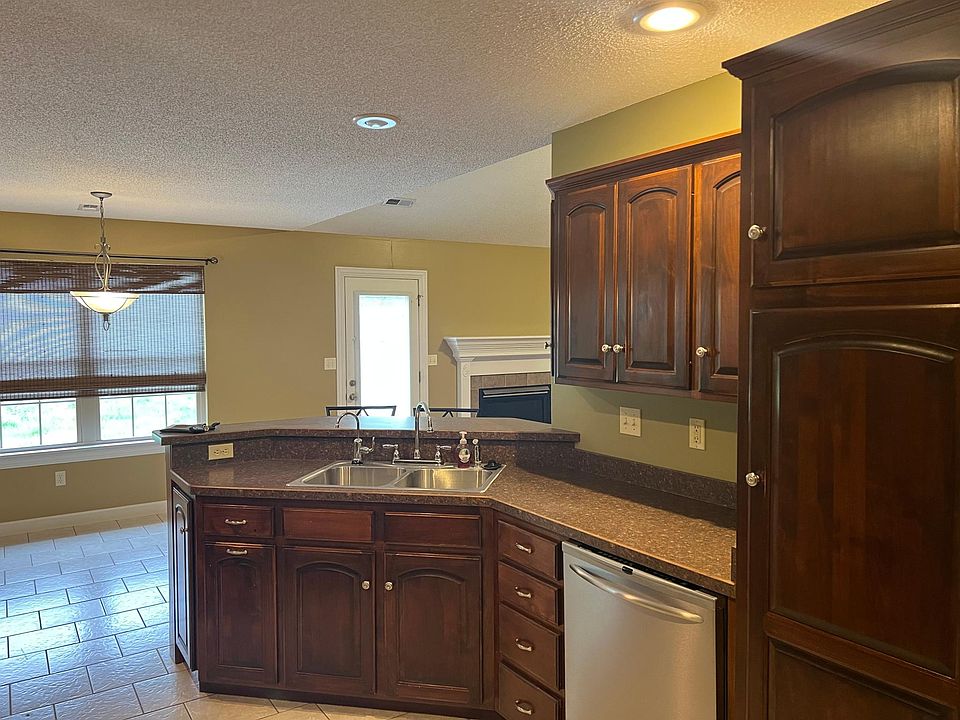 21200 S Belfry Ct, Hartsburg, MO 65039 Zillow