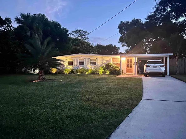 67 Forrestal Cir S, Atlantic Beach, FL 32233