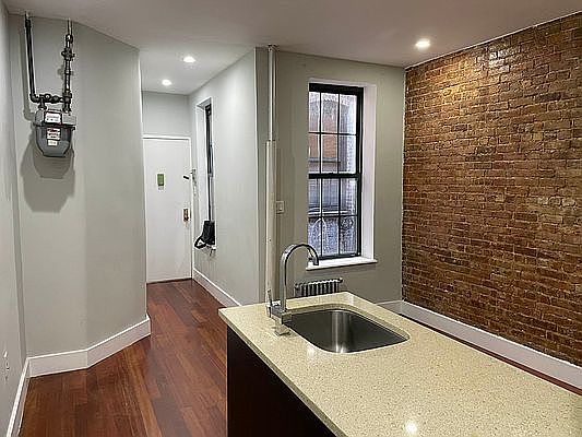 2nd image of 526 159th St #4D