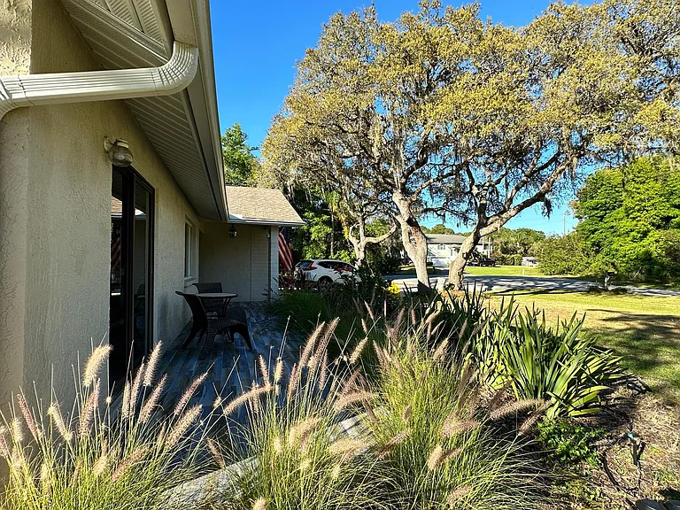 9030 Bullrush Ct — Photo 3