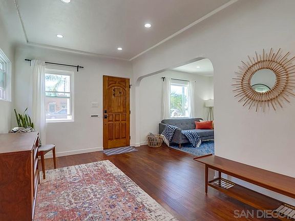 2nd image of 4421 41st St