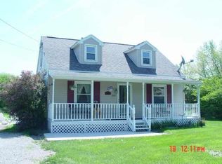 3185 Manor Dr, Palmyra, MI 49268