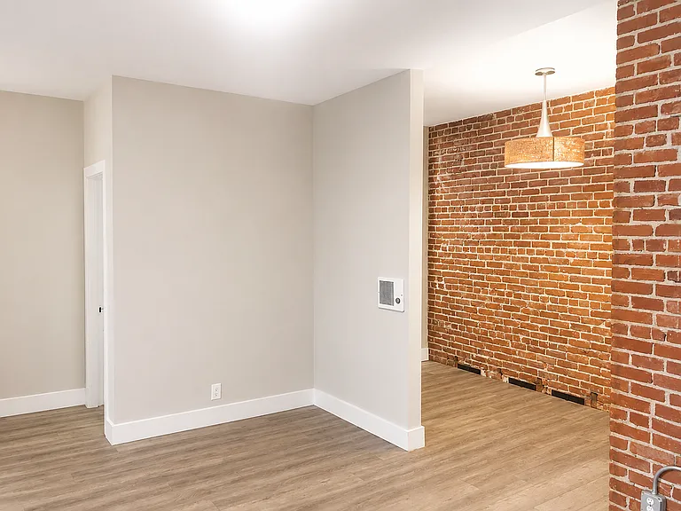 Avondale Hollywood Apartments — Photo 14