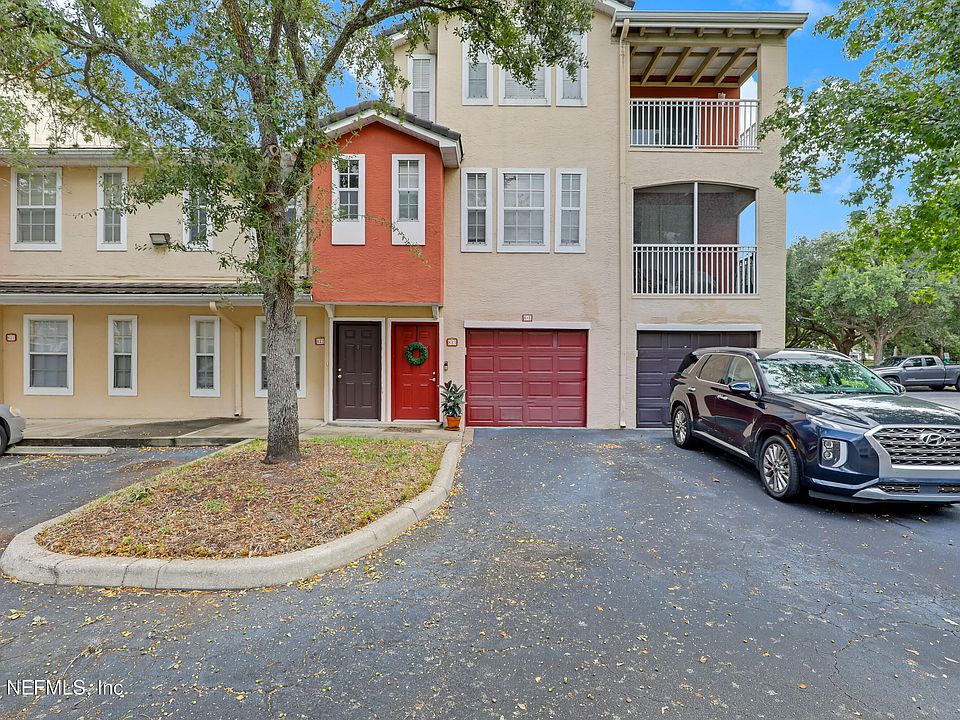 1st image of 10075 GATE Parkway N #812