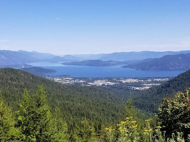All this, in beautiful Sandpoint, Idaho!