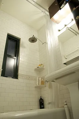 Rented by Keller Williams NYC | media 12
