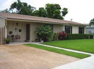 9525 SW 188th Ter, Cutler Bay, FL 33157