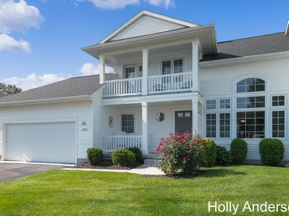 2208 Boardwalk Ct #16, Wayland, MI 49348