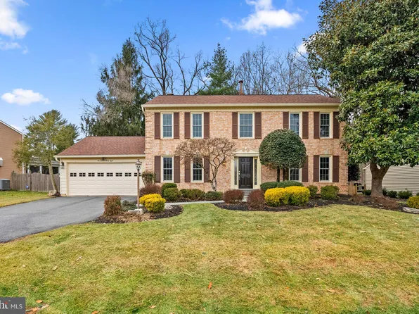 11448 Beechgrove Ln, Rockville, MD 20854