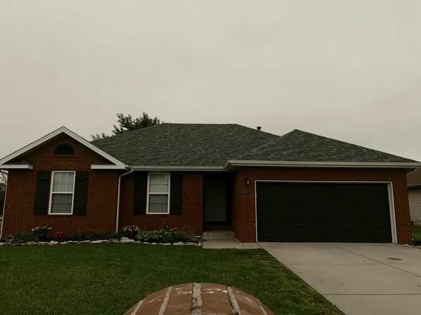 777 S Pinehurst St, Nixa, MO 65714