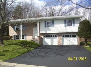 608 Leon Dr, Endicott, NY 13760