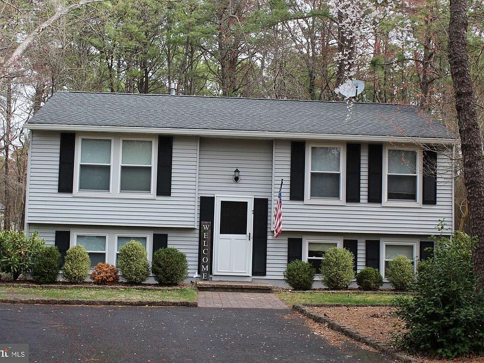 1st image of 7 Georgian Ct