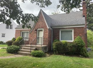 68 Paramount Pkwy, Buffalo, NY 14223