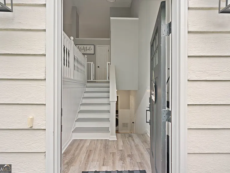 5870 Shadewater Dr — Photo 29