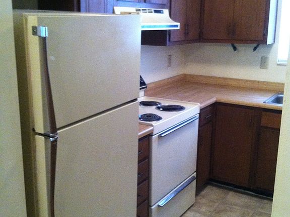 3rd image of 1433 Kingswood Way