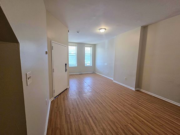 2nd image of 1315 W Allegheny Ave #1A