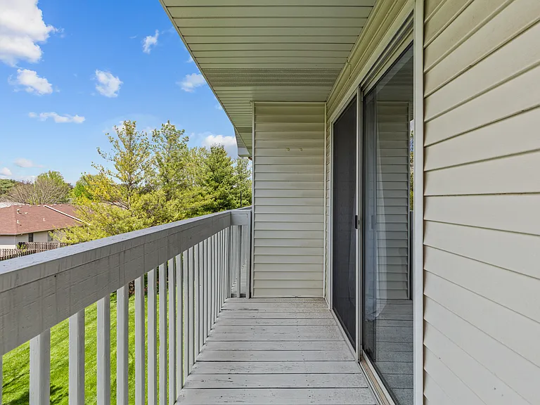 Meadow View Landing — Photo 14