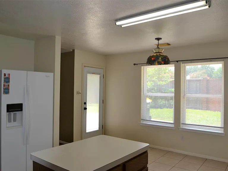 2818 Russett Pl W — Photo 11
