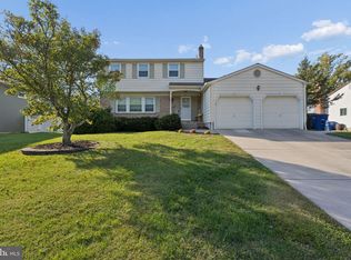 4 Overington Ave, Marlton, NJ 08053