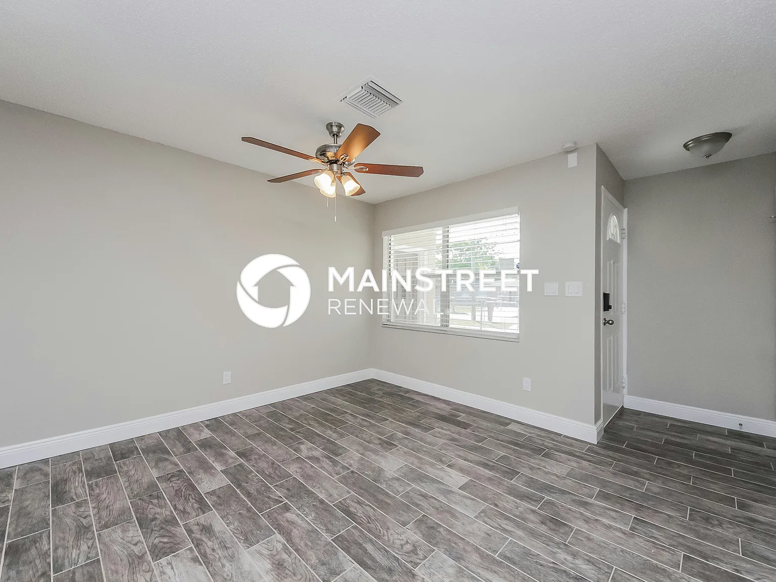 5013 Falmouth Dr — Photo 4
