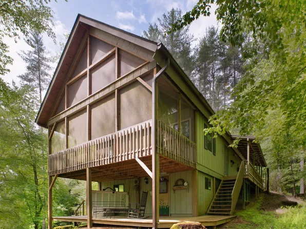 504 Thissa Way, Brevard, NC 28712