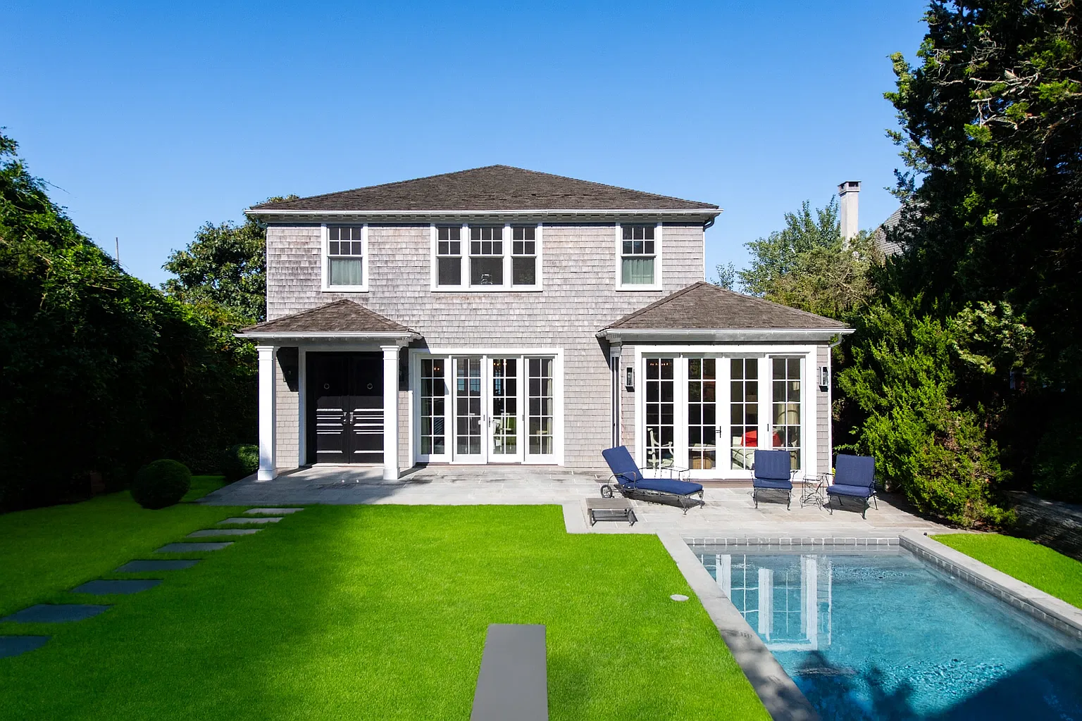 Waterfront Summer Rental With Sunset Views — Photo 3
