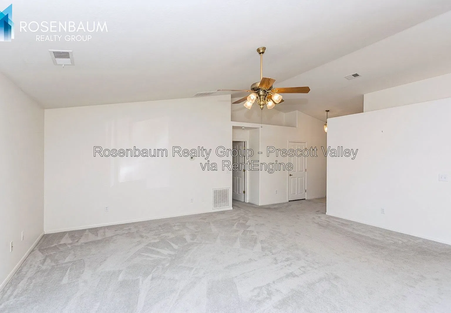 3 bed, 2.0 bath, 1396 sqft, $1,850 — Photo 3