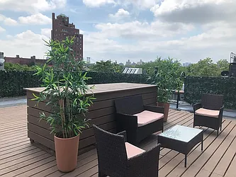 520 East 11th Street