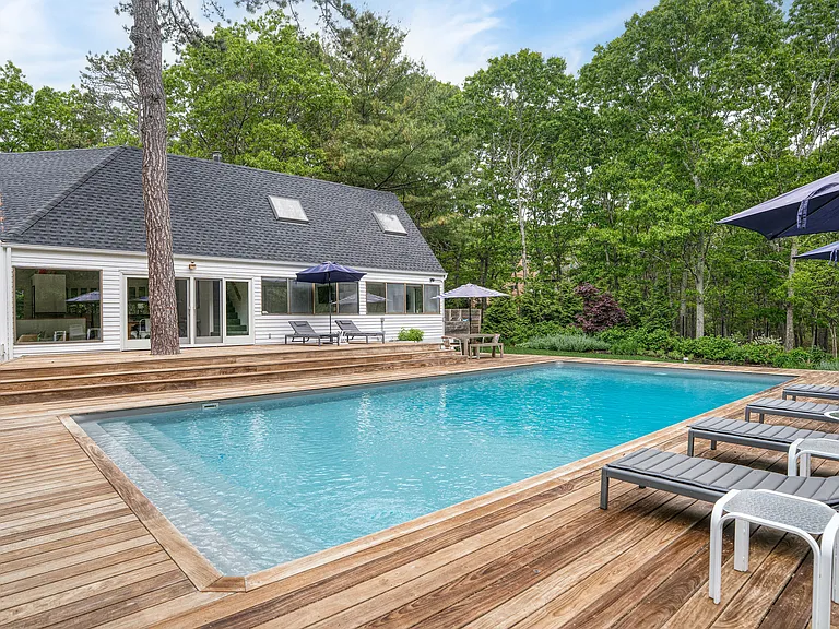 29 S Breeze Dr — Photo 32