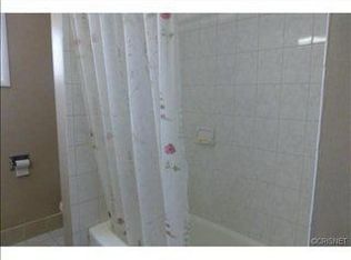 21624 Minnehaha St, Chatsworth, CA 91311