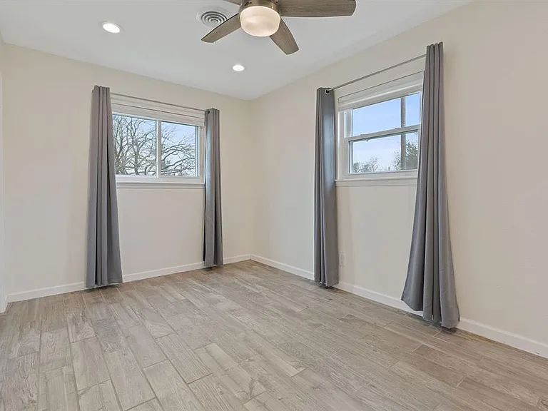 5211 Halmark Dr — Photo 16