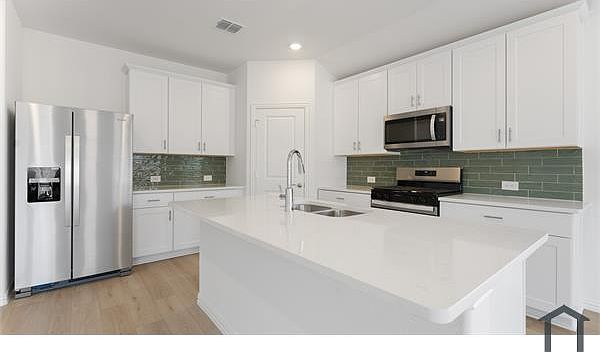 1st image of 1022 Eagle Run Ln