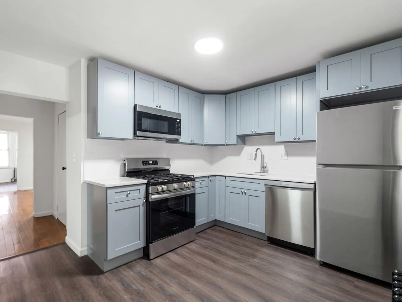 103 Virginia Ave — Photo 2