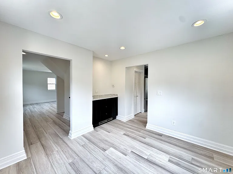 10 Harvann Rd — Photo 11