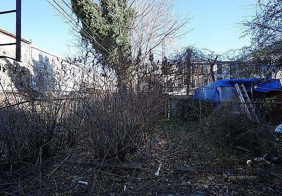 3rd image of 249 Saratoga Ave APT 2