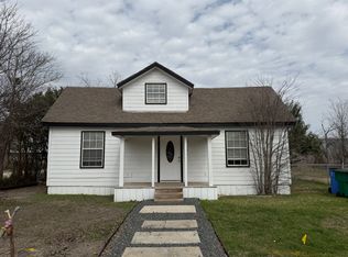 205 E Martin Luther King Jr Blvd, Taylor, TX 76574