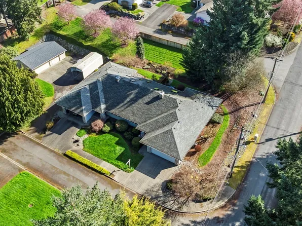 5203 53rd Street W, University Place, WA 98467